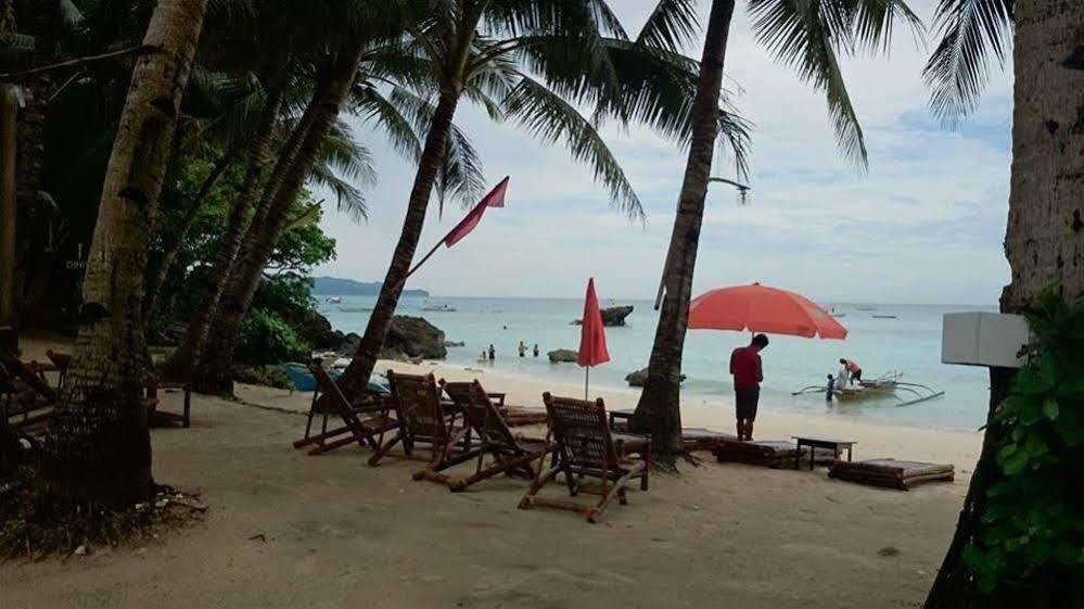 Mikas Beach Resort Balabag  Εξωτερικό φωτογραφία